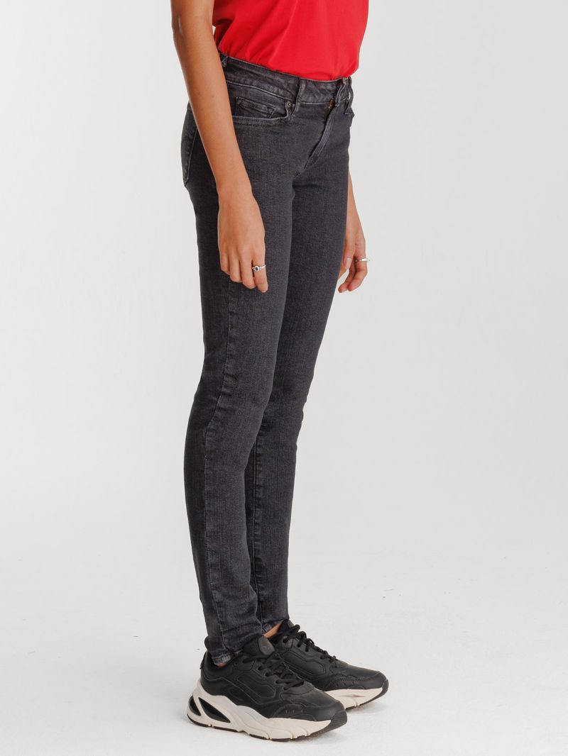 Jeans-Jean-Levis-711-Skinny-para-Mujer-220346-711-Denim-Negro_3