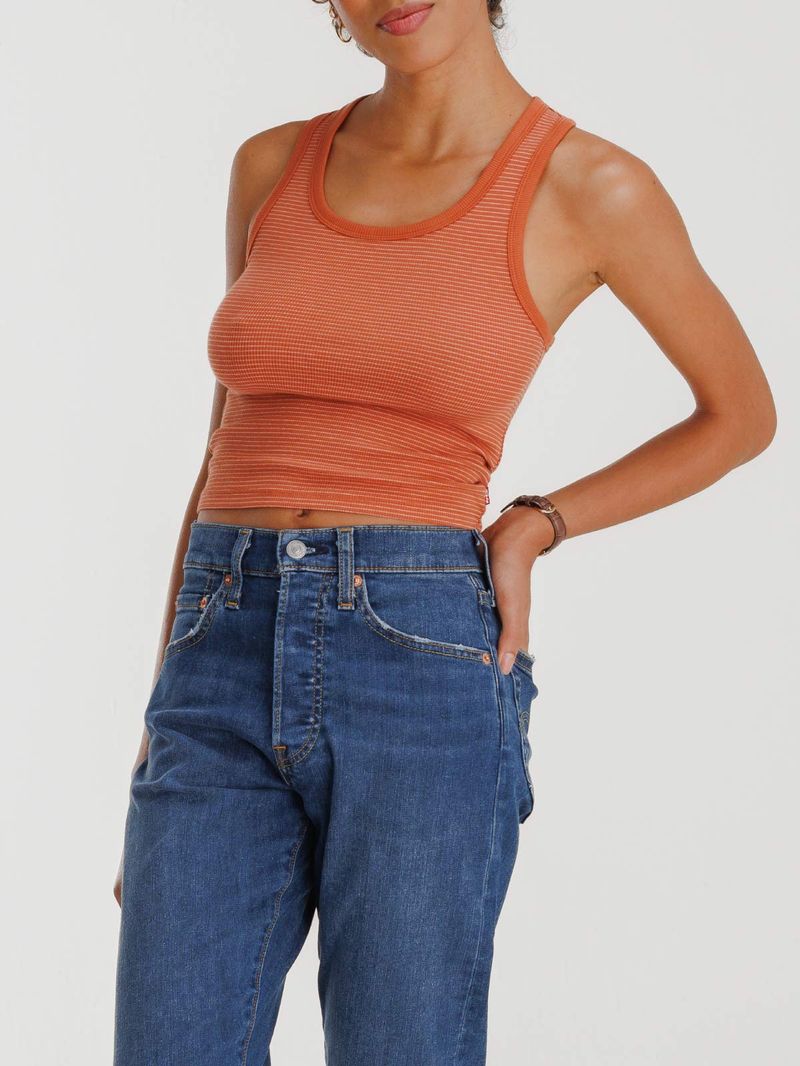 Camisetas-y-Tops-Camisilla-Levis-Classic-para-Mujer-222103-Naranjado_1