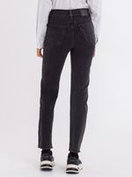 Jeans-Jean-Levis-724-High-Rise-Straight-para-Mujer-230645-724-Negro_4
